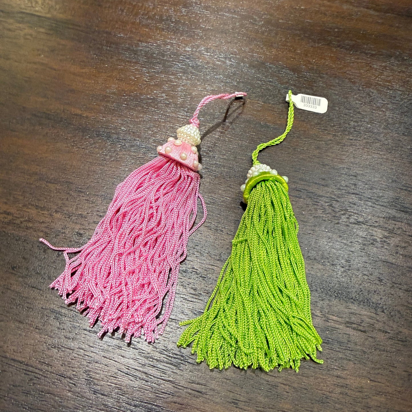 Tassel Ornament (2 Colors)