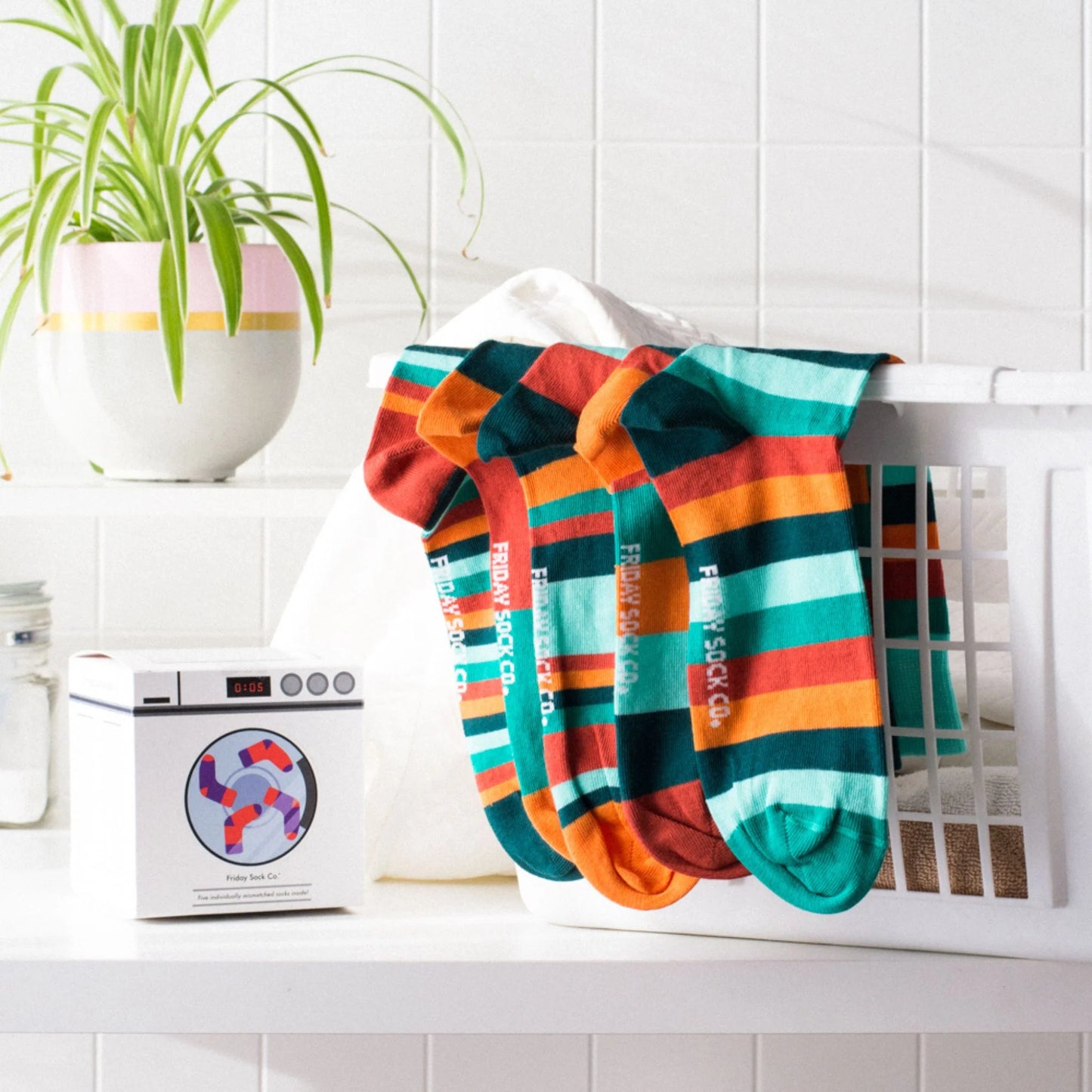 Men's Green Stripes Lost Sock Laundry Box