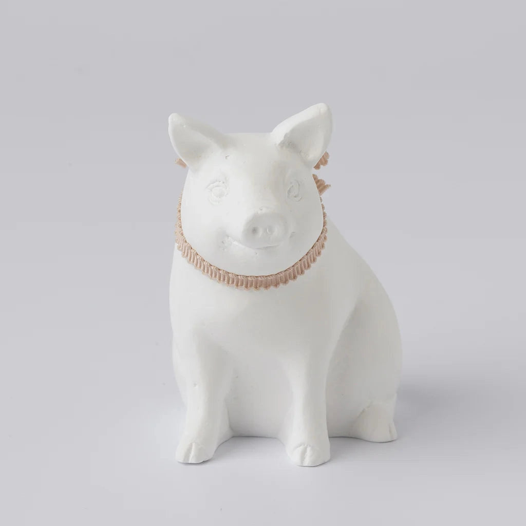 Sitting Pig Oil Diffuser
