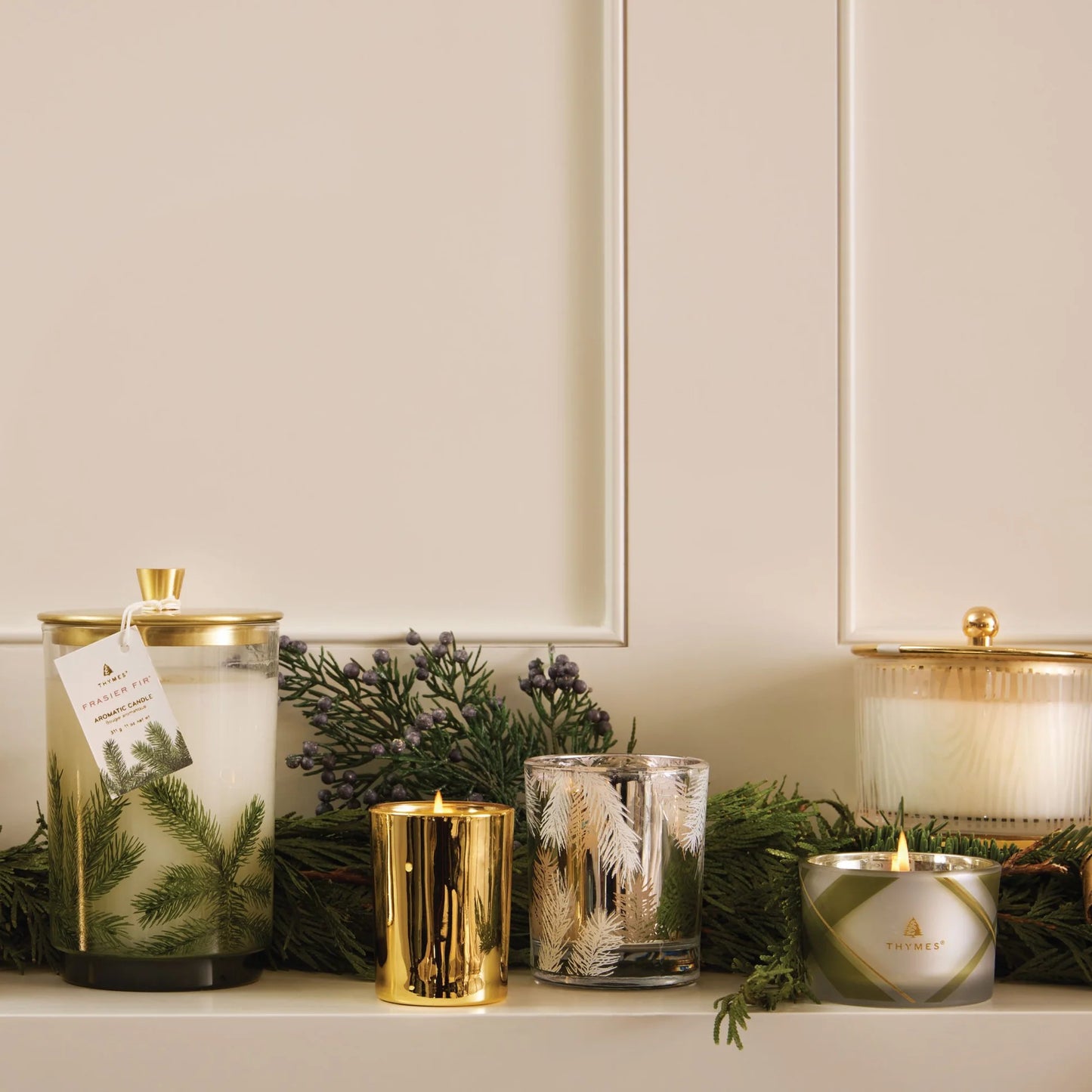 Frasier Fir Gilded Frosted Wood Grain Candle - 2 Sizes