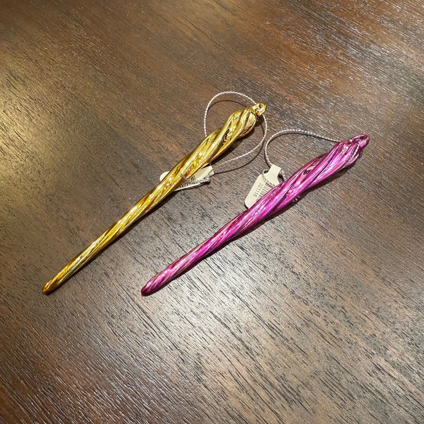 Metallic Icicle Ornament (2 Colors)