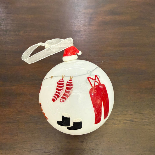 Santa's Clothesline Ornament
