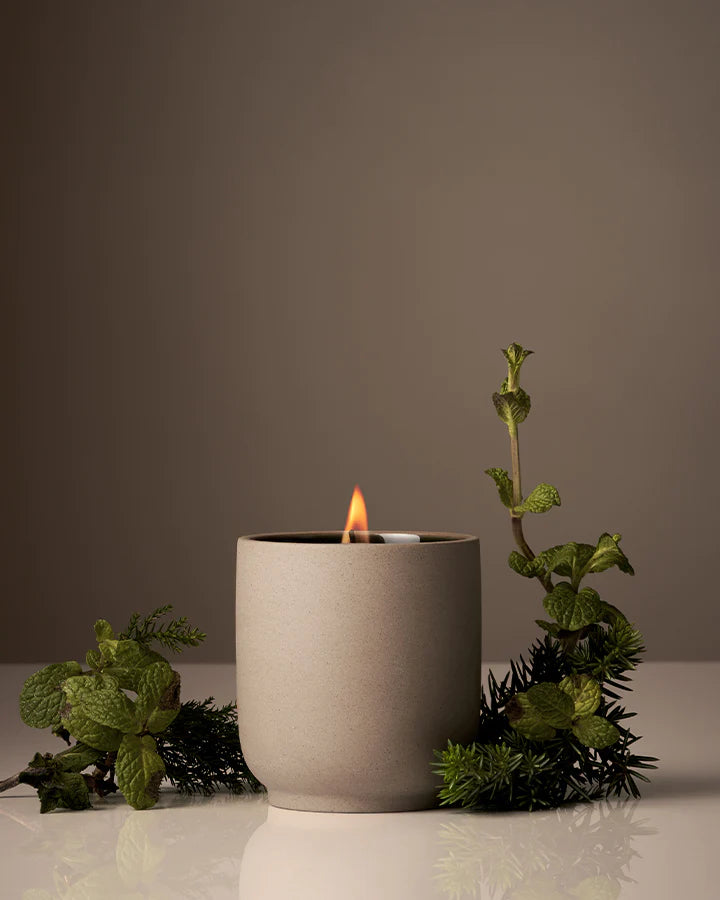 Homecourt Cipres Mint Candle