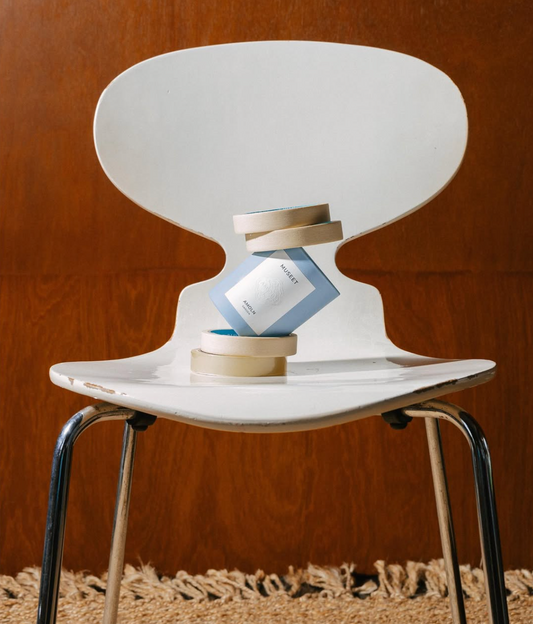 Amoln - Museet Candle - 9.5oz