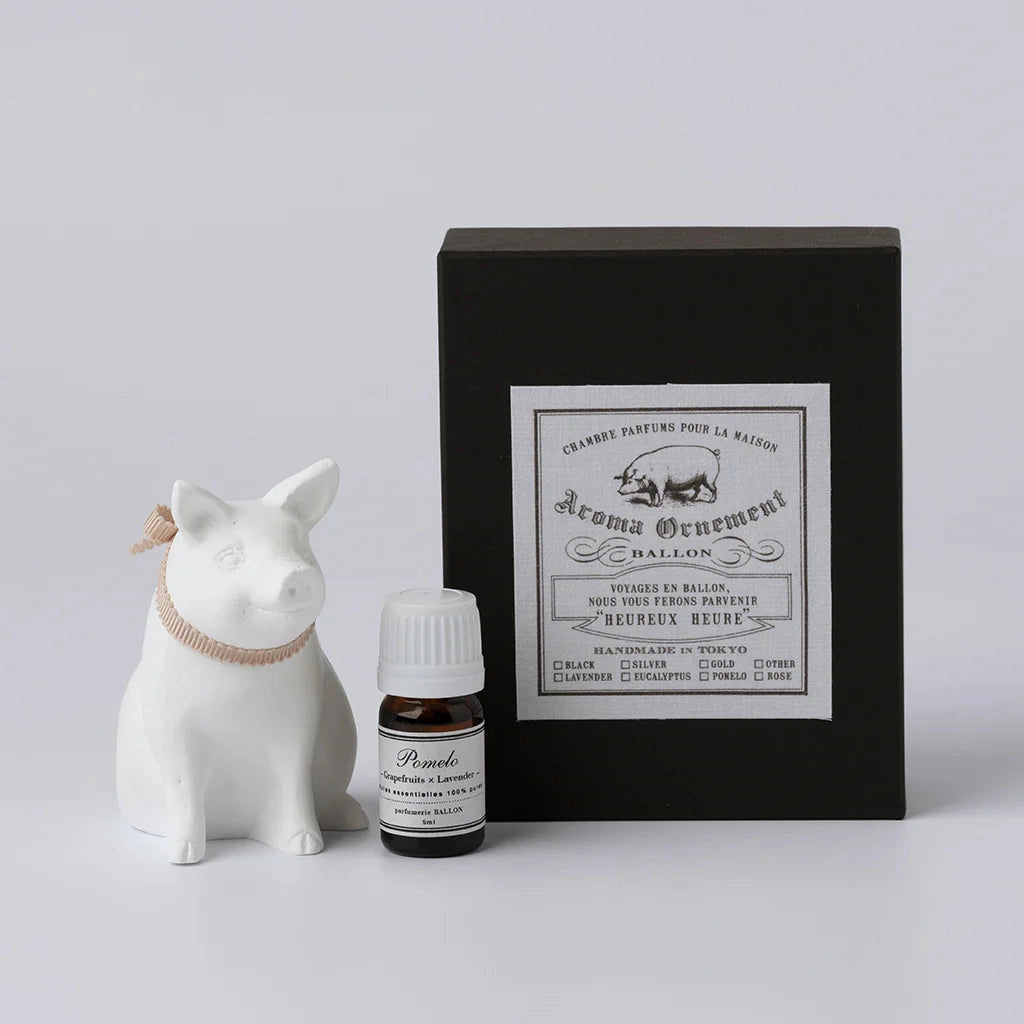 Sitting Pig Oil Diffuser